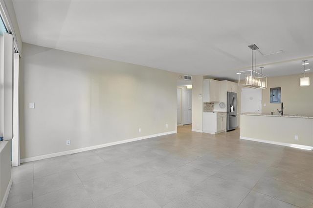 3300 NE 36th Street 1617, Fort Lauderdale, FL 33308