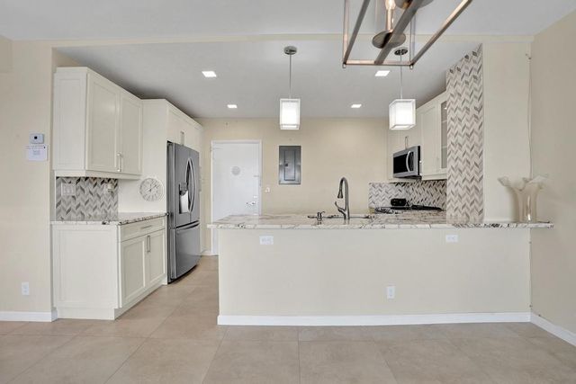 3300 NE 36th Street 1617, Fort Lauderdale, FL 33308