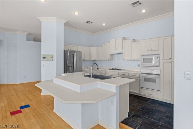 720 Viola Circle, Henderson, NV 89002