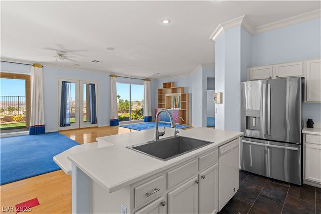 720 Viola Circle, Henderson, NV 89002
