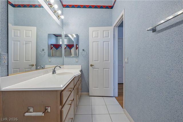 720 Viola Circle, Henderson, NV 89002
