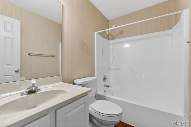 2 Nina Court 780A, O'fallon, MO 63368