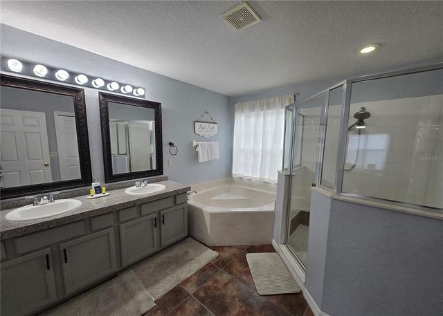 930 OXFORD DRIVE, Davenport, FL 33897