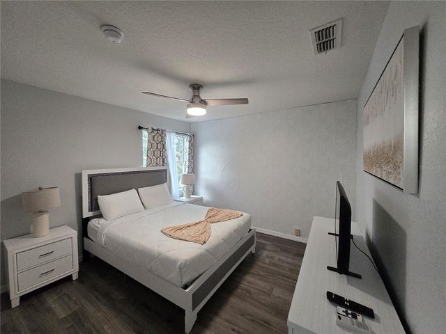 930 OXFORD DRIVE, Davenport, FL 33897