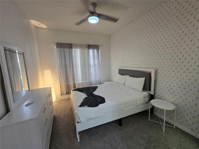 930 OXFORD DRIVE, Davenport, FL 33897