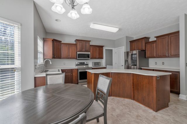 212 Stecoah Ct, Antioch, TN 37013