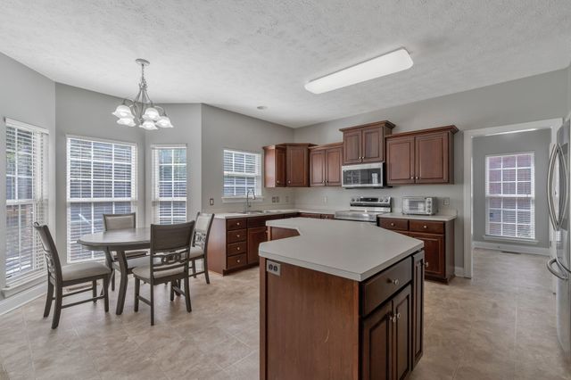 212 Stecoah Ct, Antioch, TN 37013