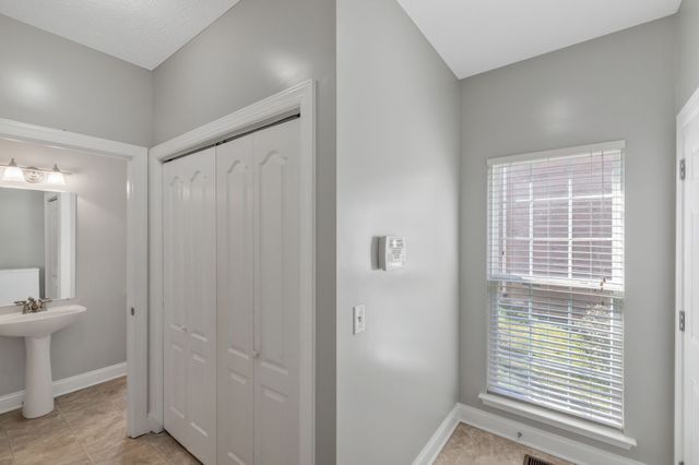 212 Stecoah Ct, Antioch, TN 37013