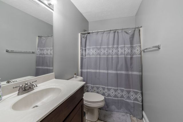 212 Stecoah Ct, Antioch, TN 37013