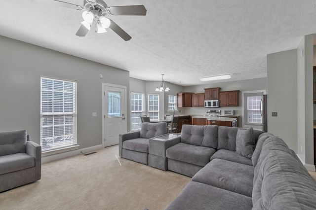 212 Stecoah Ct, Antioch, TN 37013