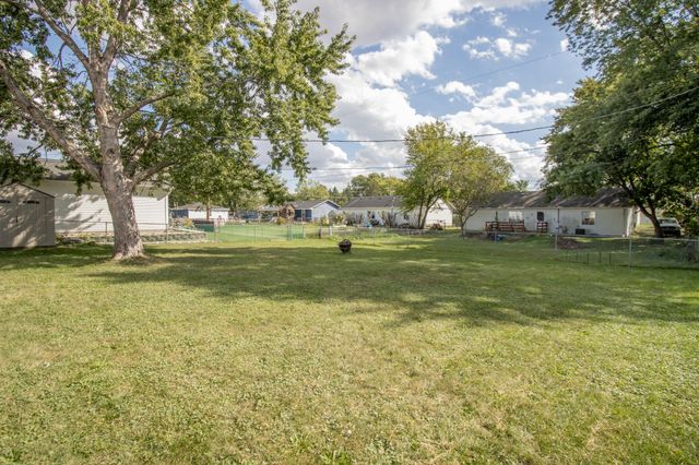 739 Cheyenne Drive, Lowell, IN 46356