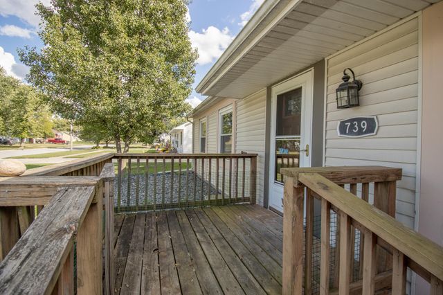 739 Cheyenne Drive, Lowell, IN 46356