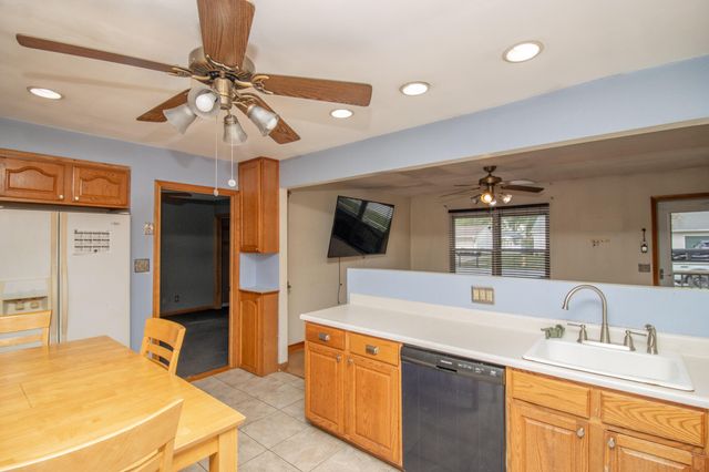 739 Cheyenne Drive, Lowell, IN 46356