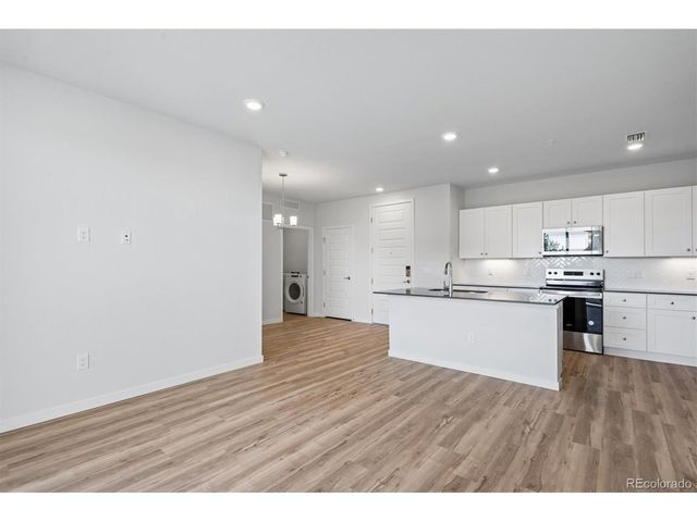 483 Interlocken Blvd 201, Broomfield, CO 80021