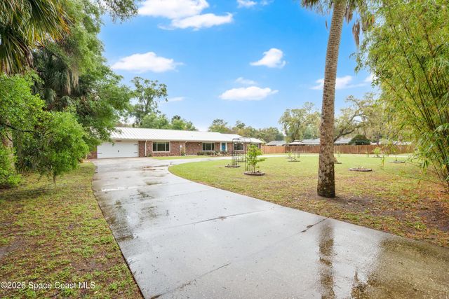 1029 Glenwood Road, Deland, FL 32720