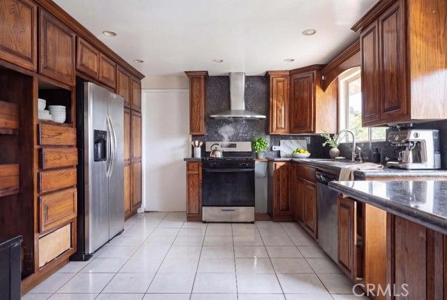 3114 S Rene, Santa Ana, CA 92704