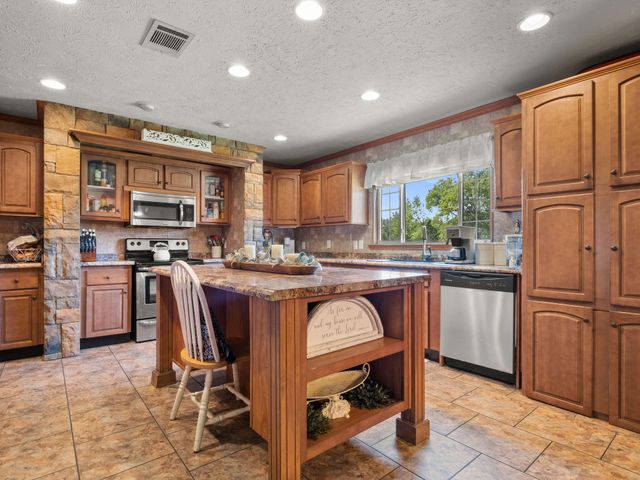 3830 Neale Oilfield Rd, Deridder, LA 70634