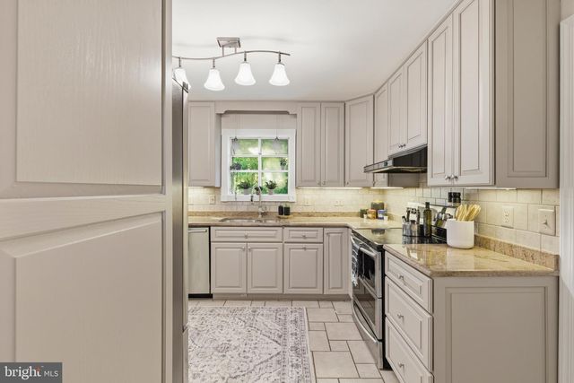 6404 PHILLIP CT, Springfield, VA 22152