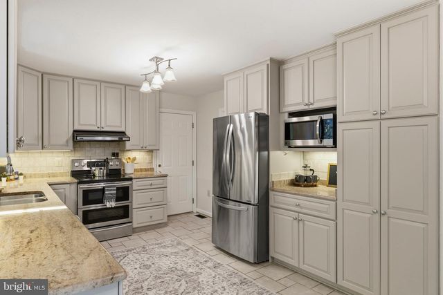 6404 PHILLIP CT, Springfield, VA 22152