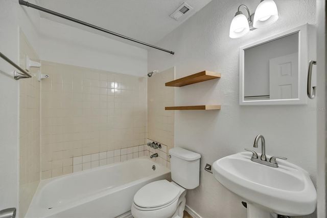 416 40TH STREET E, Palmetto, FL 34221