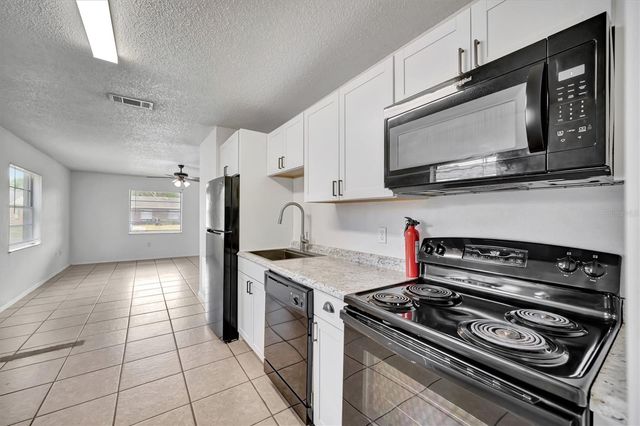 416 40TH STREET E, Palmetto, FL 34221