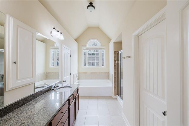 3562 Fallen Oak Drive, Buford, GA 30519