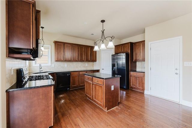 3562 Fallen Oak Drive, Buford, GA 30519