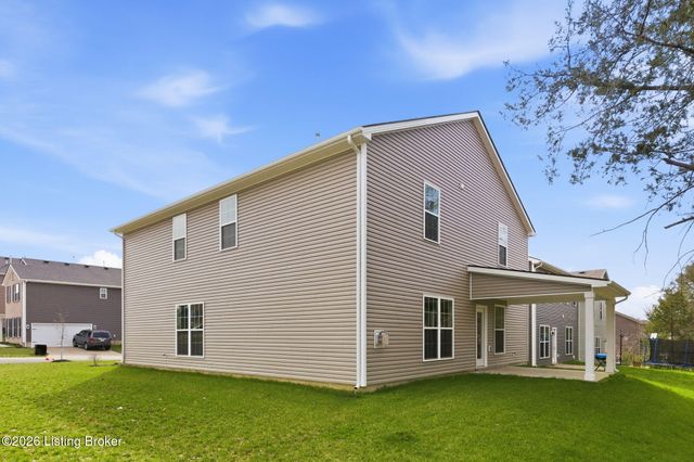 11700 Parkview Pt, Louisville, KY 40229