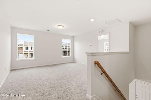 11700 Parkview Pt, Louisville, KY 40229