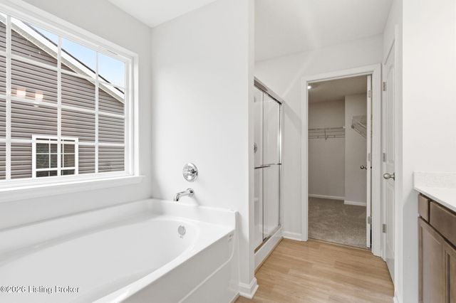 11700 Parkview Pt, Louisville, KY 40229