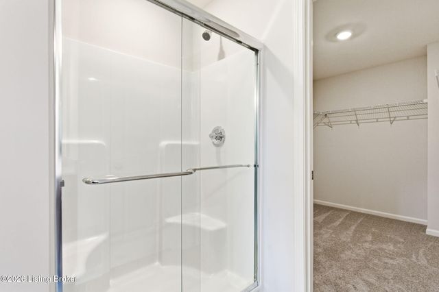 11700 Parkview Pt, Louisville, KY 40229