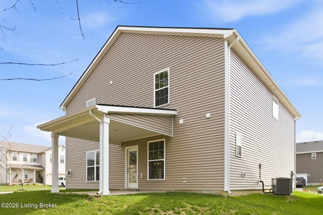 11700 Parkview Pt, Louisville, KY 40229