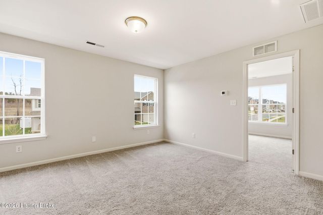 11700 Parkview Pt, Louisville, KY 40229