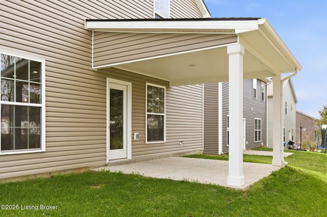 11700 Parkview Pt, Louisville, KY 40229