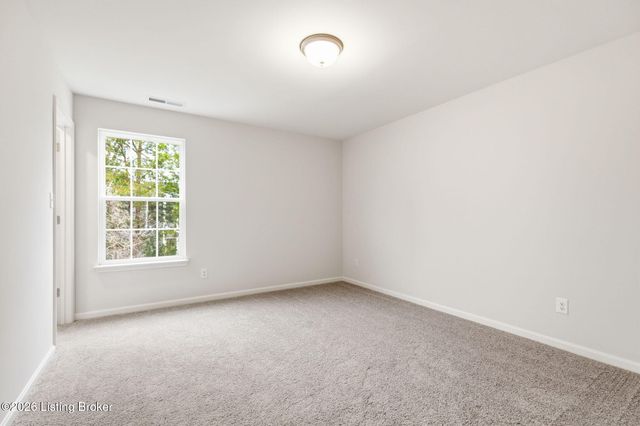 11700 Parkview Pt, Louisville, KY 40229