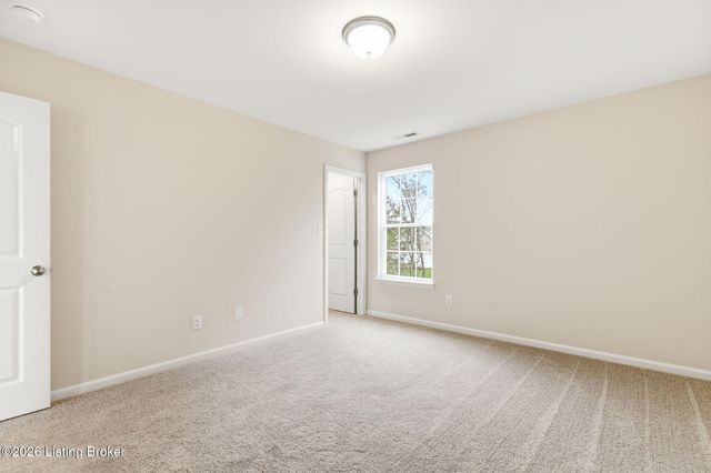 11700 Parkview Pt, Louisville, KY 40229