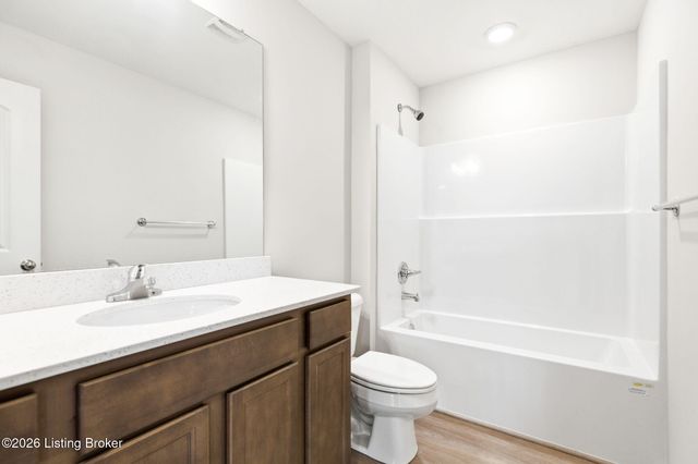 11700 Parkview Pt, Louisville, KY 40229