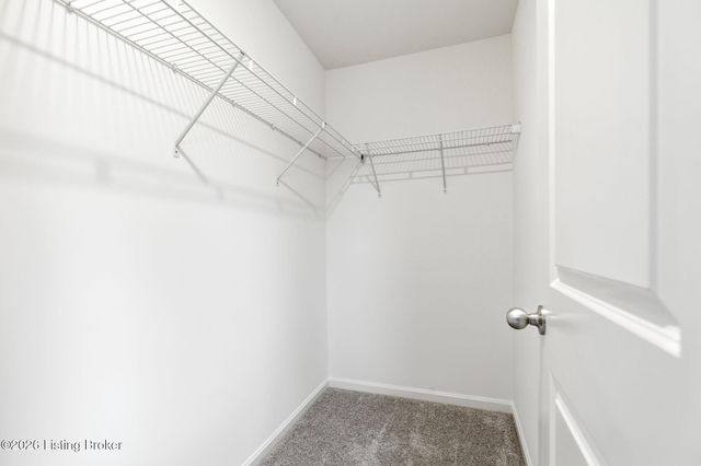 11700 Parkview Pt, Louisville, KY 40229