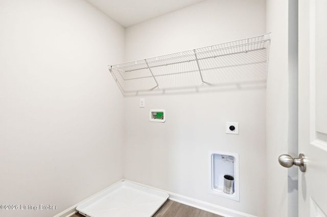 11700 Parkview Pt, Louisville, KY 40229