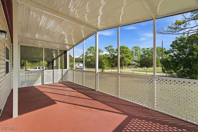 2425 Case LN, North Fort Myers, FL 33917