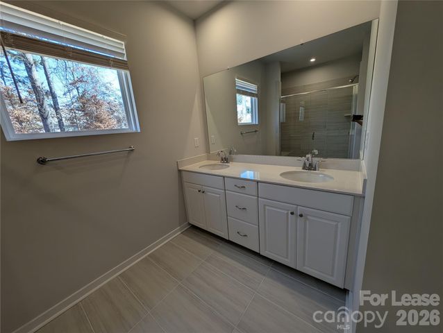 3142 Finchborough Court, Charlotte, NC 28269