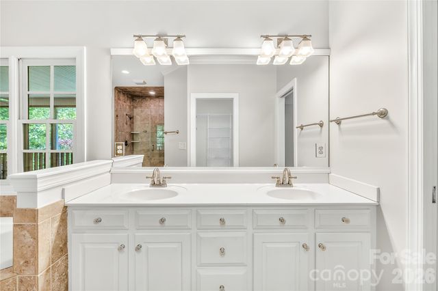 625 Saint Andrews Road, Statesville, NC 28625