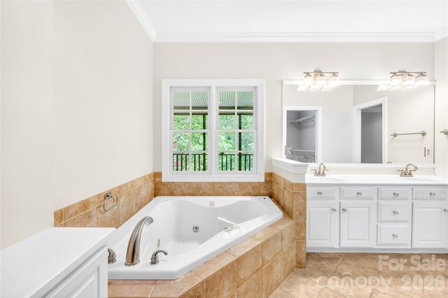 625 Saint Andrews Road, Statesville, NC 28625