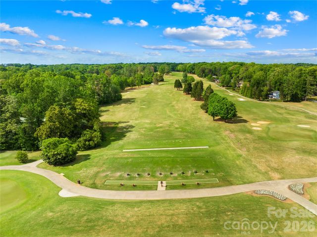 625 Saint Andrews Road, Statesville, NC 28625