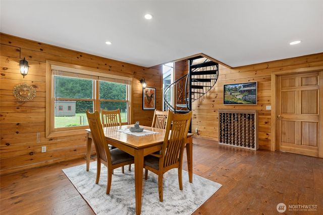 5410 SW 244th Street, Vashon, WA 98070