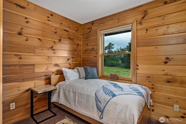 5410 SW 244th Street, Vashon, WA 98070