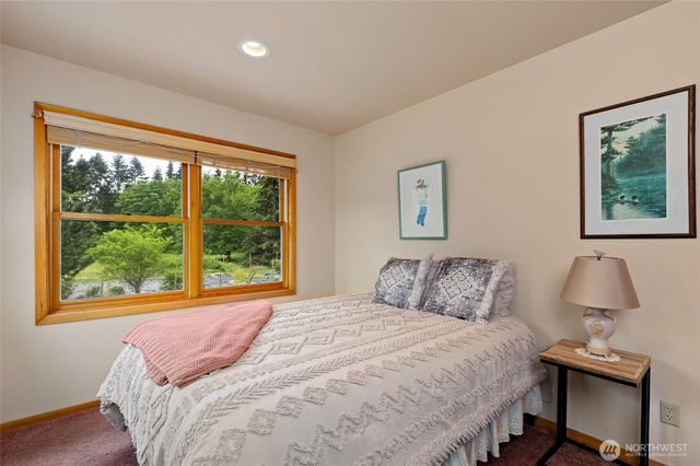 5410 SW 244th Street, Vashon, WA 98070