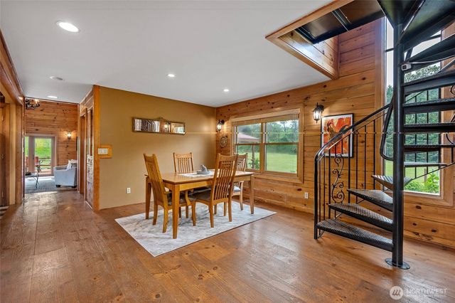 5410 SW 244th Street, Vashon, WA 98070