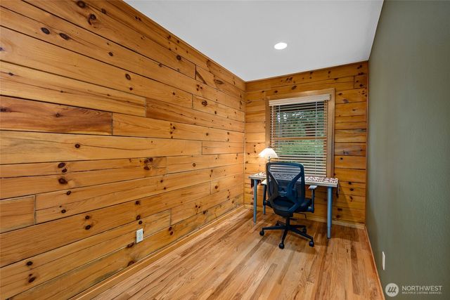 5410 SW 244th Street, Vashon, WA 98070