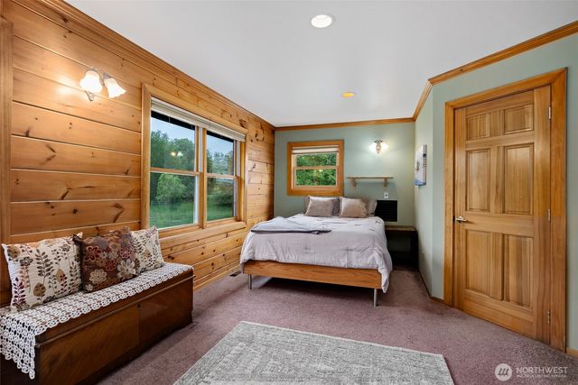 5410 SW 244th Street, Vashon, WA 98070